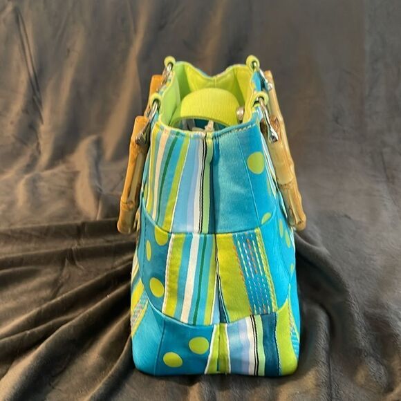 Mercer & Madison Handbag - Picture 3 of 8